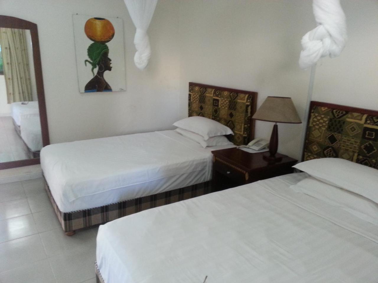 Oceanic Bay Hotel & Resort Bagamoyo Buitenkant foto