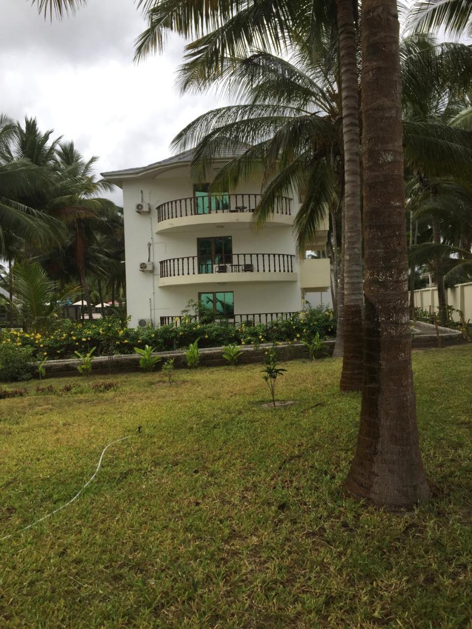 Oceanic Bay Hotel & Resort Bagamoyo Buitenkant foto